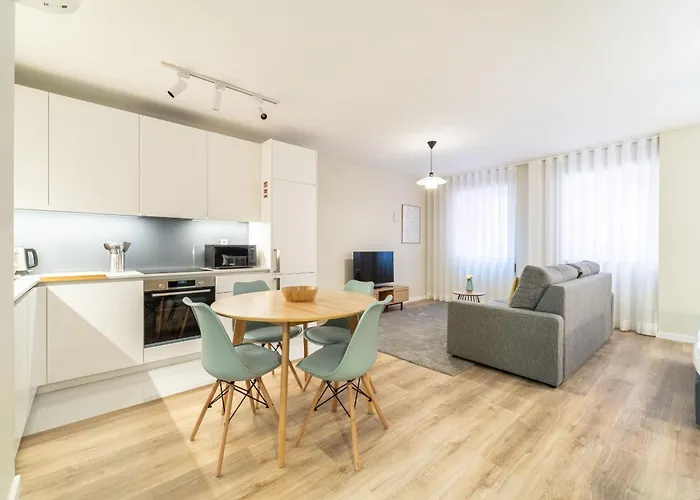 On The Square - Center By House And People Apartamento