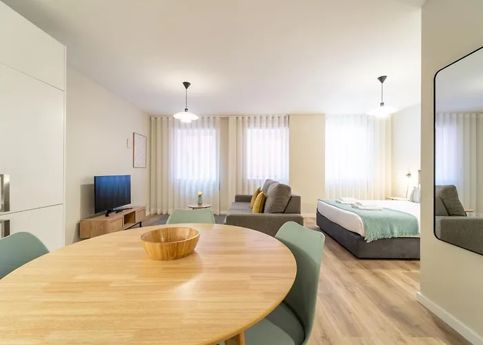 On The Square - Center By House And People Apartment Braga